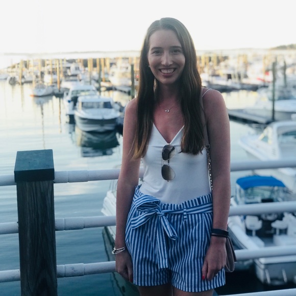 Meet your Posher, Erin - Picture 2 of 4